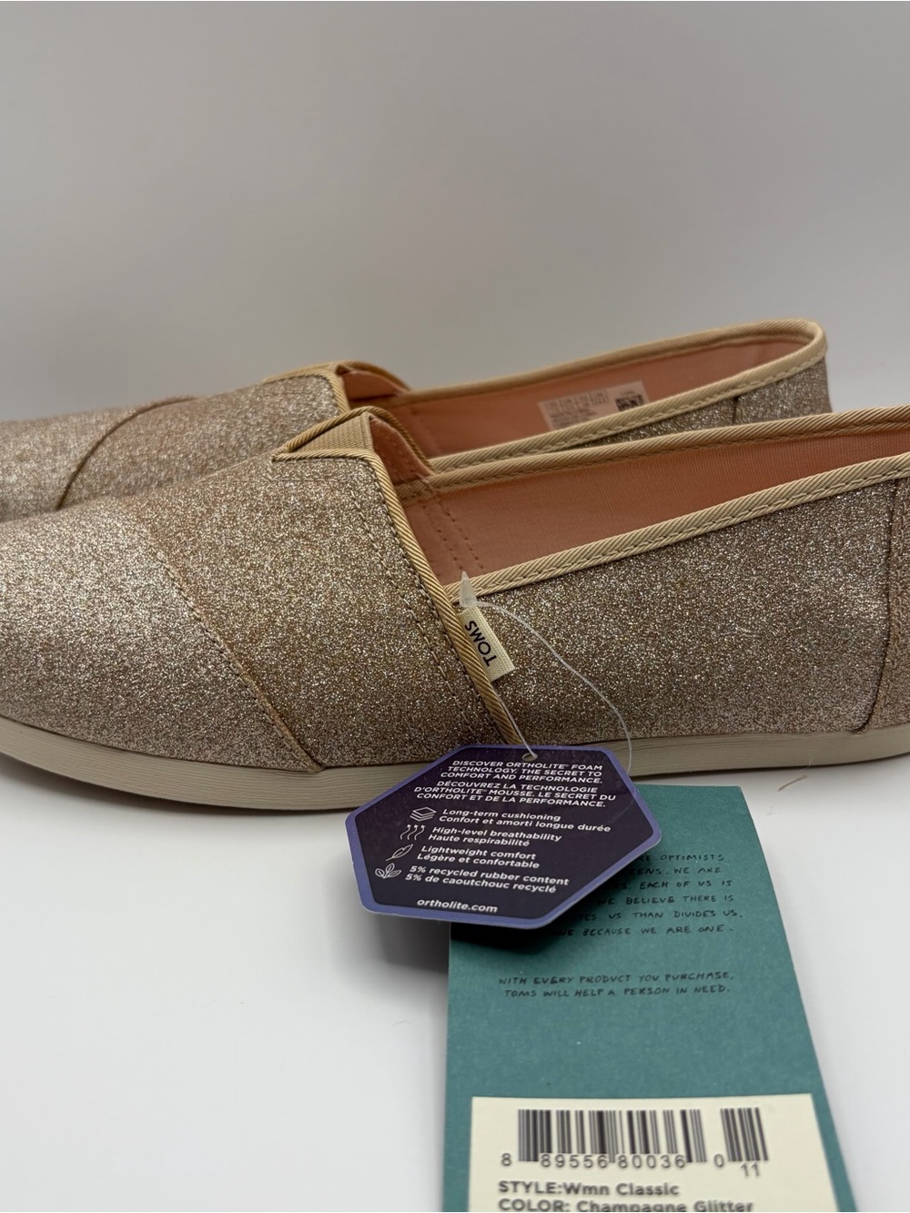 TOMS Women’s Glitter Slip-Ons in Gold NEW! Sz 7.5 - Picture 5 of 10